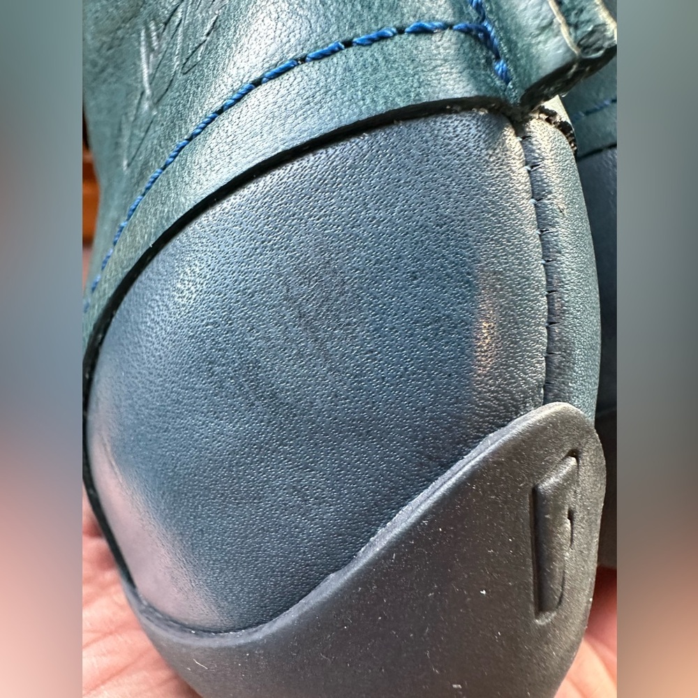 Fluevog EXCELLENT Power Up Endurance two blues leather padded ankle boot -6.5/7 - Picture 12 of 16